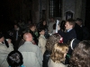 Účastníci seminára pred zdevastovaným františkánskym kláštorom v Kremnici
